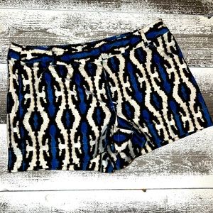 Nicole Miller patterned shorts size 2 blue black white